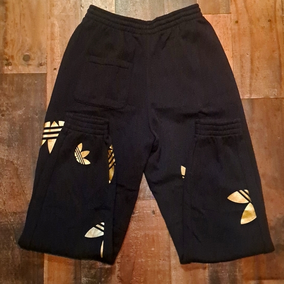 Adidas Jogging Pants - Picture 6 of 6